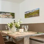 Dales Retreat